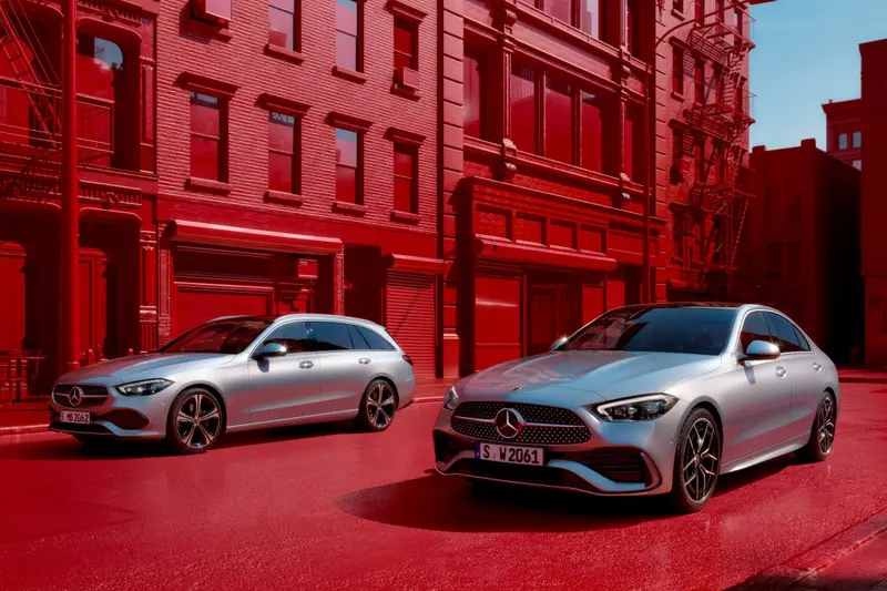ภาพรถ Mercedes-Benz C-Class ของแท้จากสื่อทางการของผู้ผลิต ใช้ประกอบการเลือกรุ่น
