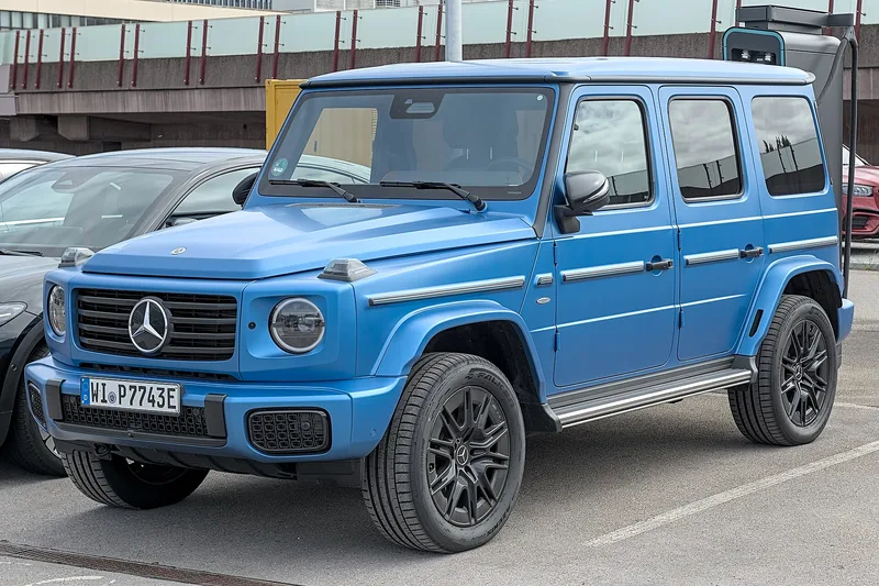 ภาพรถ Mercedes-Benz G-Class คันจริง ใช้ประกอบการเลือกรุ่น