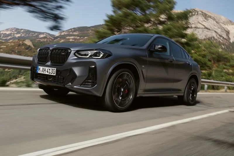 ภาพรถ BMW X4 ของแท้จากสื่อทางการของผู้ผลิต ใช้ประกอบการเลือกรุ่น