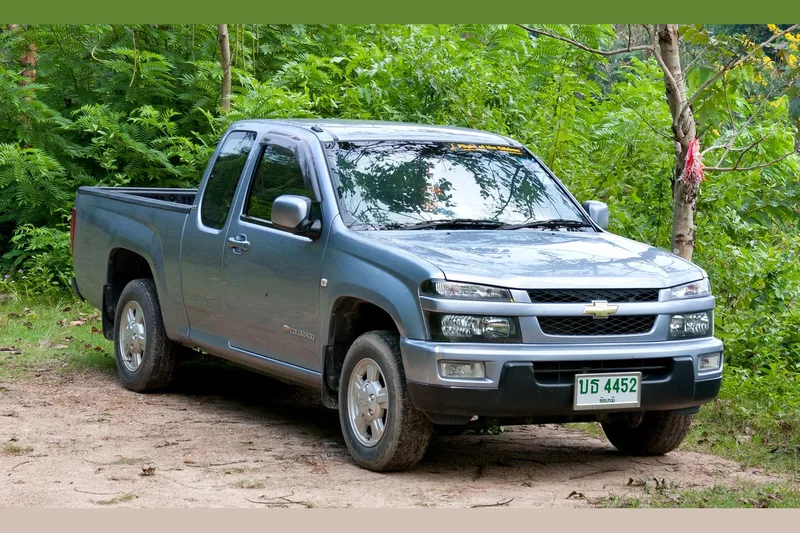 ภาพรถ Chevrolet Colorado รุ่นแรก (RC) 2004-2011 คันจริง ใช้ประกอบการเลือกรุ่น