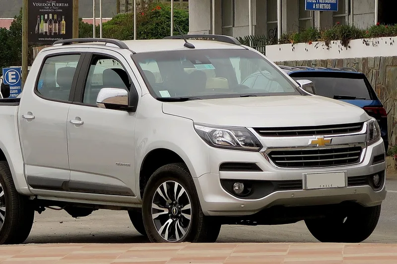 ภาพรถ Chevrolet Colorado คันจริง ใช้ประกอบการเลือกไซซ์ยางให้ตรงรุ่น