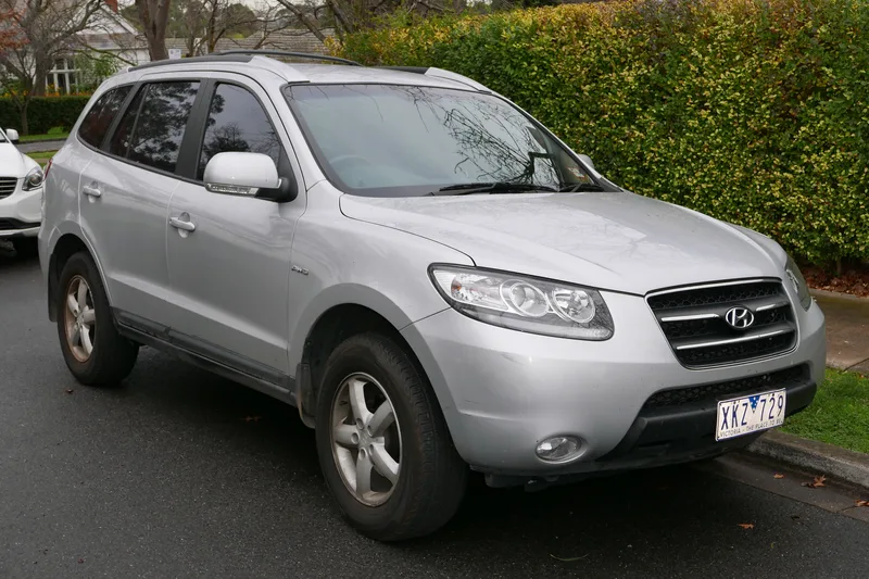 ภาพรถ Hyundai Santa Fe (CM) 2007-2012 คันจริง ใช้ประกอบการเลือกไซซ์ยางให้ตรงรุ่น