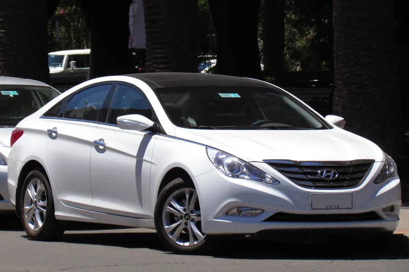 ภาพรถ Hyundai Sonata (NF / YF) 2007-2014 คันจริง ใช้ประกอบการเลือกรุ่น