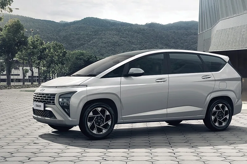 ภาพรถ Hyundai Stargazer ของแท้จากสื่อทางการของผู้ผลิต ใช้ประกอบการเลือกรุ่น