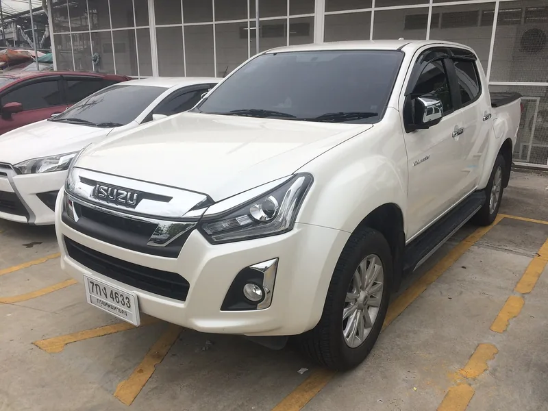 ภาพรถ Isuzu D-Max V-Cross คันจริง ใช้ประกอบการเลือกรุ่น