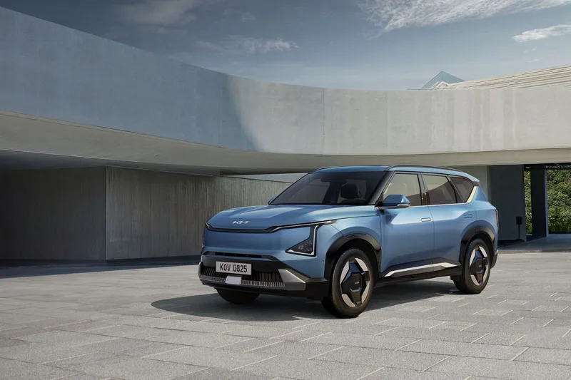 ภาพรถ Kia EV5 ของแท้จากสื่อทางการของผู้ผลิต ใช้ประกอบการเลือกไซซ์ยางให้ตรงรุ่น