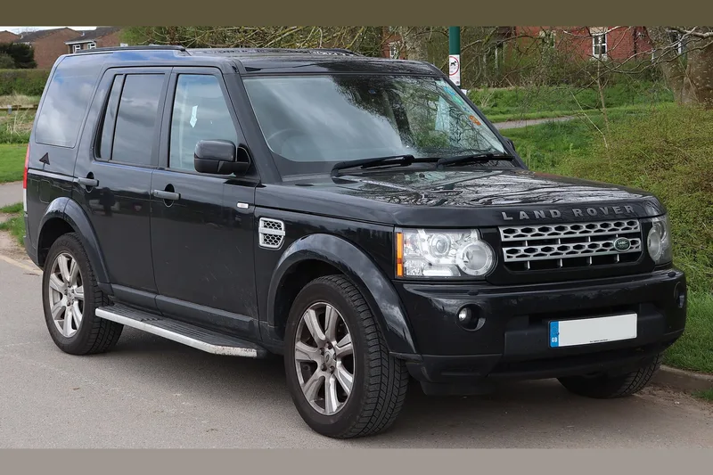 ภาพรถ Land Rover Discovery 3 / Discovery 4 ตัวถัง L319 (2004-2016) คันจริง ใช้ประกอบการเลือกไซซ์ยางให้ตรงรุ่น