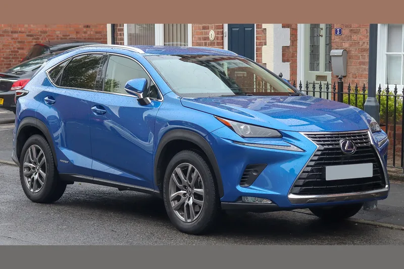 ภาพรถ Lexus NX ตัวถัง AZ10 (2014-2021) คันจริง ใช้ประกอบการเลือกรุ่น