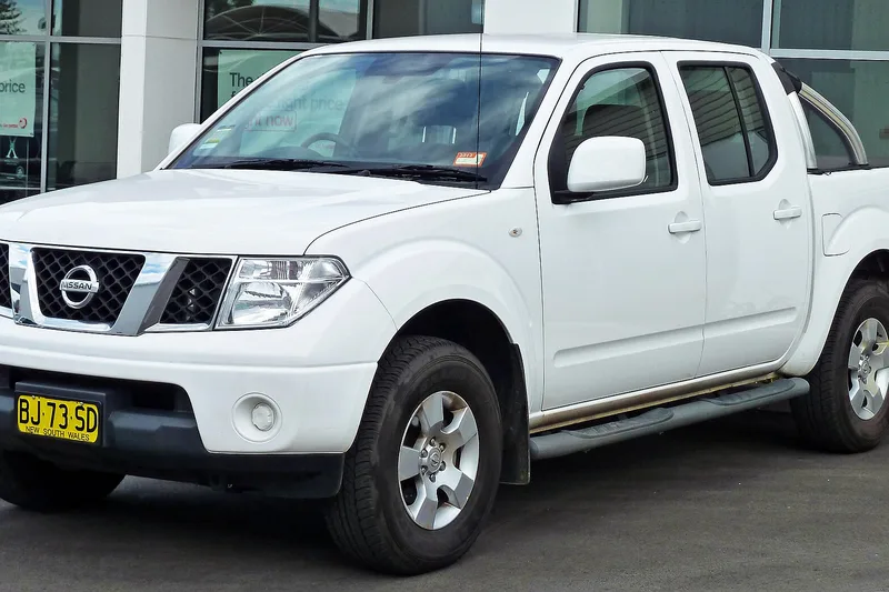 ภาพรถ Nissan Navara D40 (2007-2014) คันจริง ใช้ประกอบการเลือกไซซ์ยางให้ตรงรุ่น