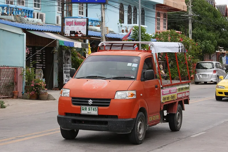 ภาพรถ Suzuki Carry / APV รุ่นเก่า (2006-2018) คันจริง ใช้ประกอบการเลือกไซซ์ยางให้ตรงรุ่น