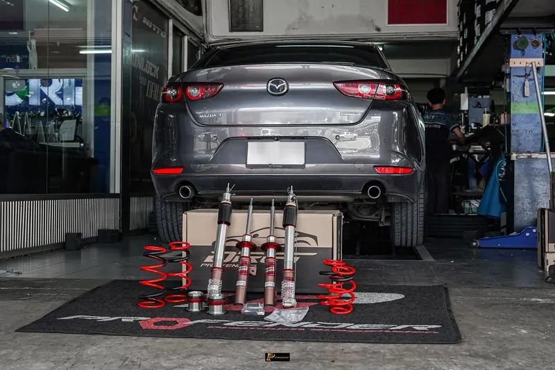งานติดตั้งโช้ค Profender ที่ร้าน TAIRODGROUP (mazda3 drift)